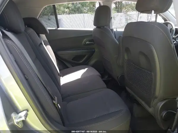 3GNCJKSB0LL199232 2020 CHEVROLET TRAX - Image 8