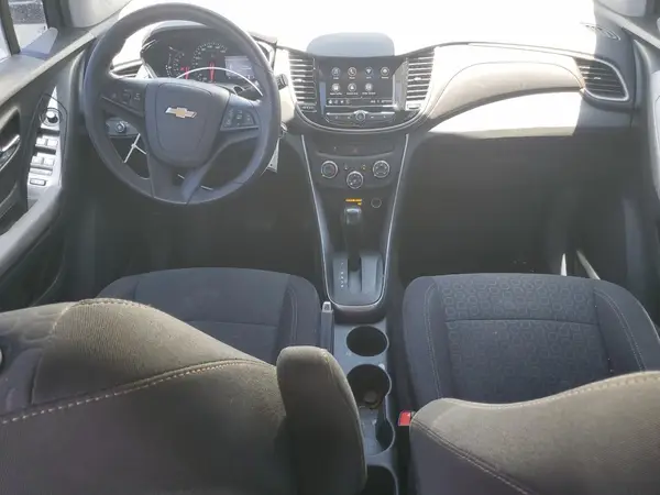 3GNCJKSB0LL204347 2020 CHEVROLET TRAX - Image 8