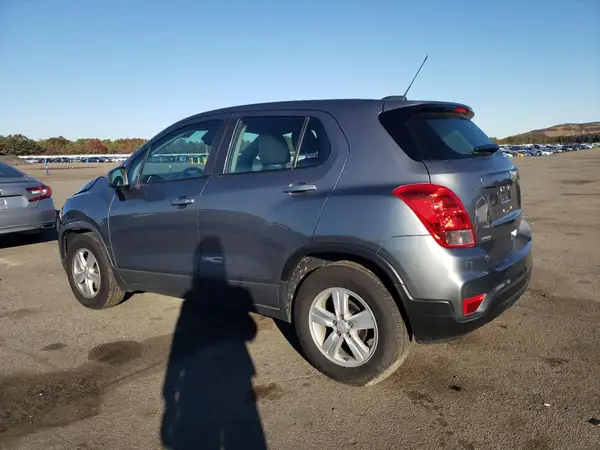 3GNCJKSB0LL204459 2020 CHEVROLET TRAX - Image 2