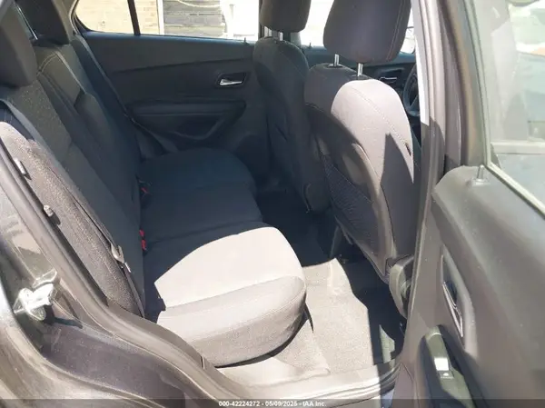3GNCJKSB0LL206339 2020 CHEVROLET TRAX - Image 8