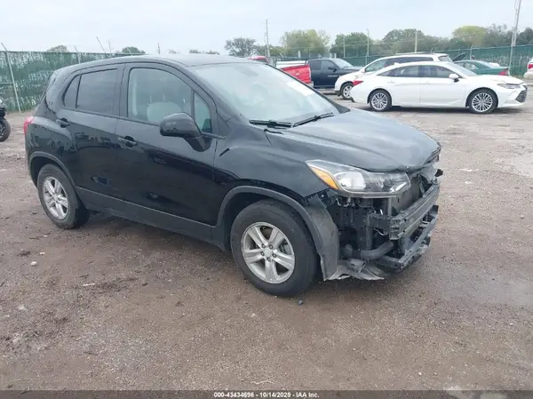 3GNCJKSB0LL233721 2020 CHEVROLET TRAX - Image 1