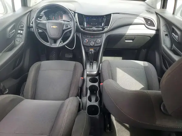 3GNCJKSB0LL243942 2020 CHEVROLET TRAX - Image 8