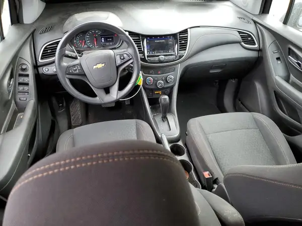 3GNCJKSB0LL244184 2020 CHEVROLET TRAX - Image 8