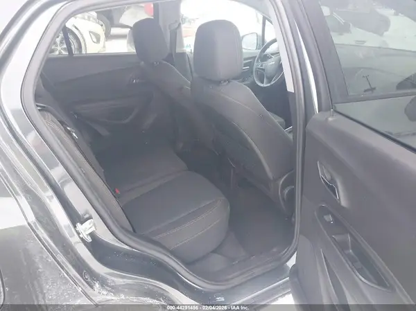 3GNCJKSB0LL251765 2020 CHEVROLET TRAX - Image 8