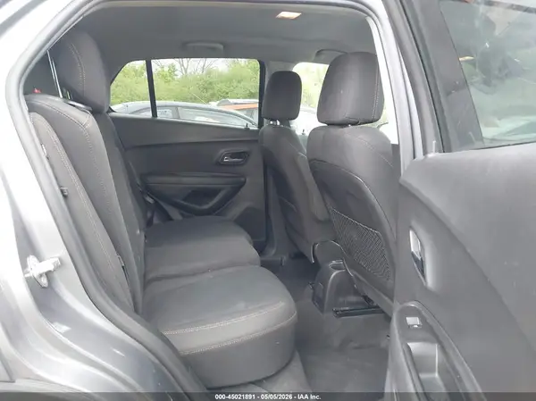 3GNCJKSB0LL277377 2020 CHEVROLET TRAX - Image 8