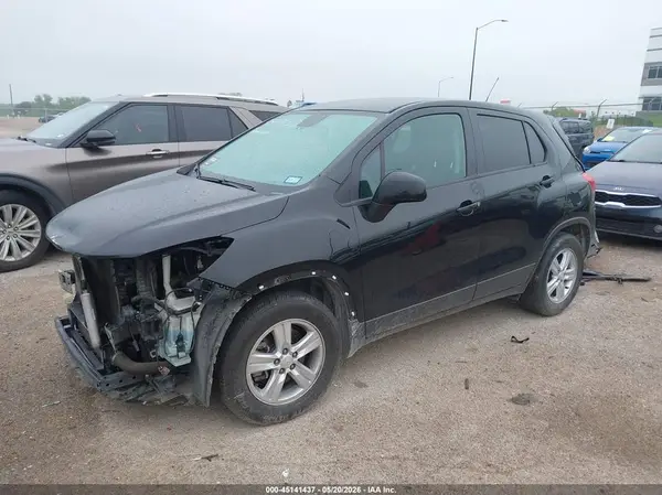 3GNCJKSB0LL289691 2020 CHEVROLET TRAX - Image 2