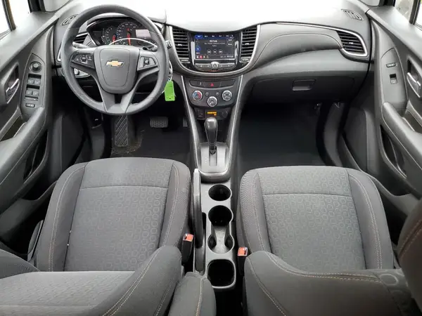 3GNCJKSB0LL316582 2020 CHEVROLET TRAX - Image 8