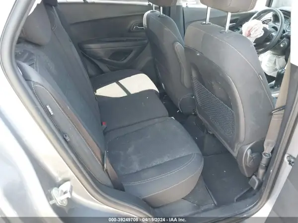 3GNCJKSB0LL317005 2020 CHEVROLET TRAX - Image 8
