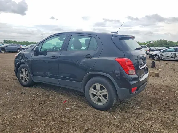 3GNCJKSB0LL324424 2020 CHEVROLET TRAX - Image 2