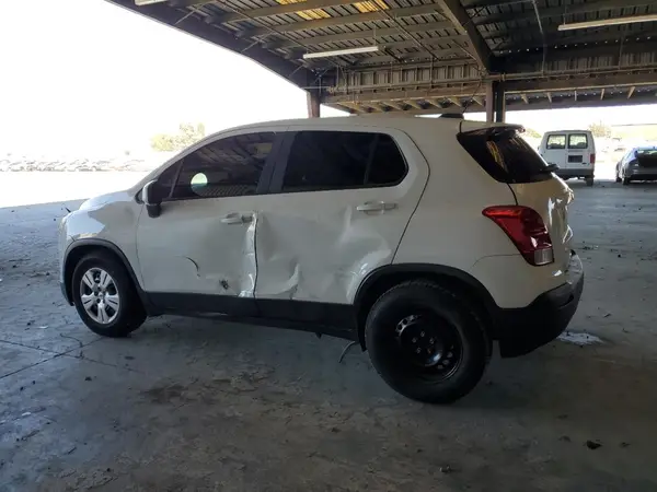 3GNCJKSB1GL227545 2016 CHEVROLET TRAX - Image 2