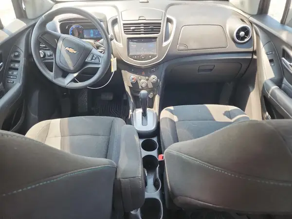 3GNCJKSB1GL263137 2016 CHEVROLET TRAX - Image 8