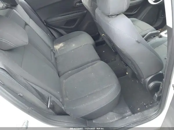 3GNCJKSB1GL263896 2016 CHEVROLET TRAX - Image 8