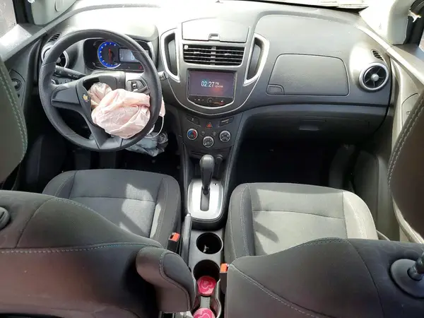3GNCJKSB1GL277135 2016 CHEVROLET TRAX - Image 8