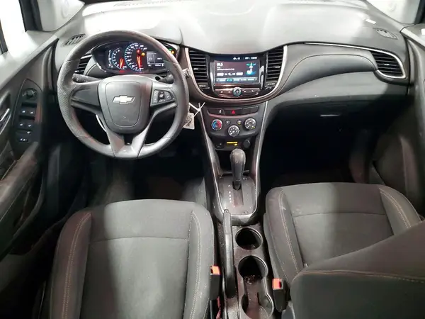 3GNCJKSB1HL261700 2017 CHEVROLET TRAX - Image 8