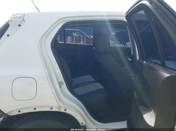 3GNCJKSB1JL195588 2018 CHEVROLET TRAX - Image 8