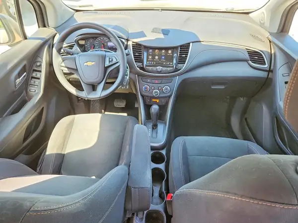 3GNCJKSB1JL206346 2018 CHEVROLET TRAX - Image 8
