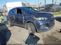 3GNCJKSB1JL221946 2018 CHEVROLET TRAX