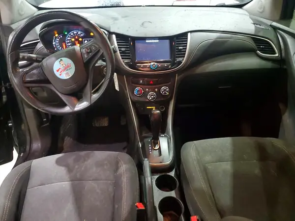 3GNCJKSB1JL242120 2018 CHEVROLET TRAX - Image 8