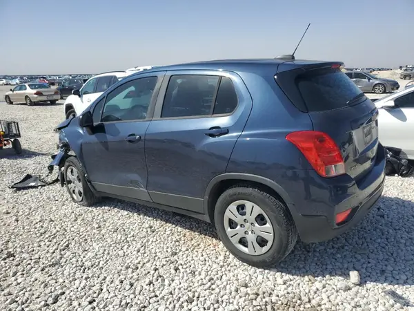 3GNCJKSB1JL250119 2018 CHEVROLET TRAX - Image 2