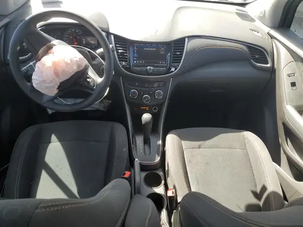 3GNCJKSB1JL250119 2018 CHEVROLET TRAX - Image 8