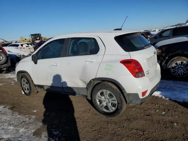 3GNCJKSB1JL314059 2018 CHEVROLET TRAX - Image 2