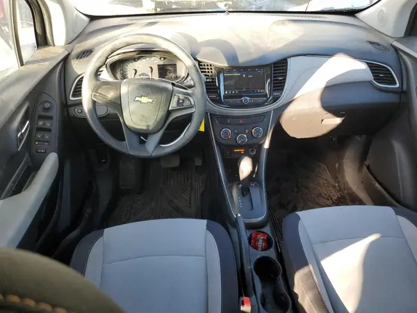 3GNCJKSB1JL314059 2018 CHEVROLET TRAX - Image 8