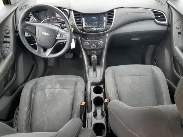 3GNCJKSB1JL314143 2018 CHEVROLET TRAX - Image 8