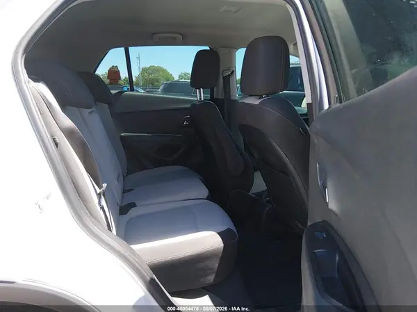 3GNCJKSB1JL405185 2018 CHEVROLET TRAX - Image 8