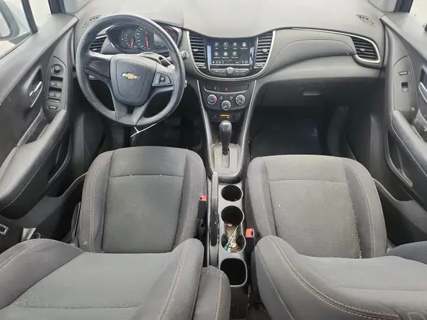 3GNCJKSB1JL411438 2018 CHEVROLET TRAX - Image 8