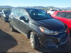 3GNCJKSB1JL419555 2018 CHEVROLET TRAX