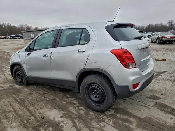3GNCJKSB1KL177691 2019 CHEVROLET TRAX - Image 2