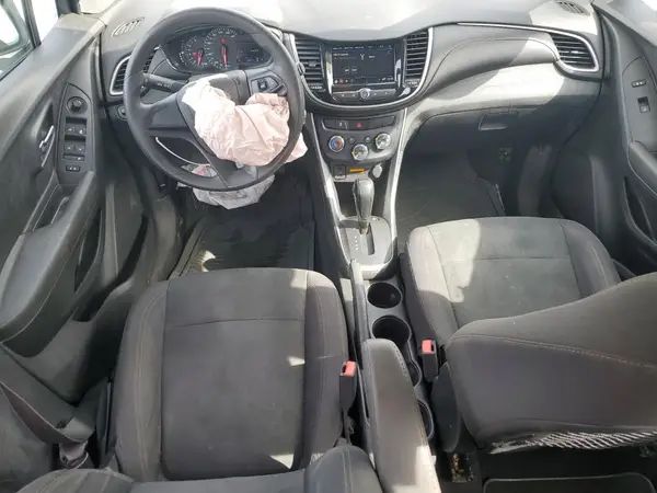 3GNCJKSB1KL179022 2019 CHEVROLET TRAX - Image 8
