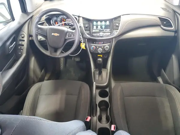 3GNCJKSB1KL217929 2019 CHEVROLET TRAX - Image 8