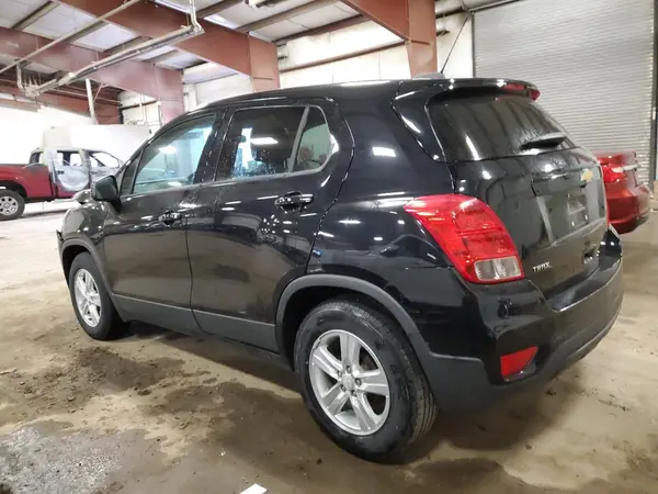 3GNCJKSB1KL222077 2019 CHEVROLET TRAX - Image 2