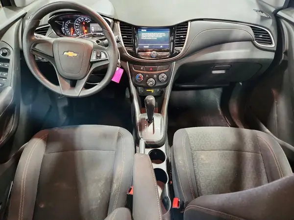 3GNCJKSB1KL225805 2019 CHEVROLET TRAX - Image 8