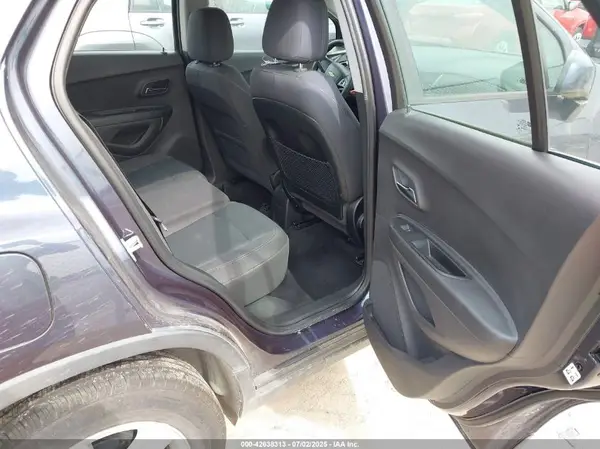 3GNCJKSB1KL232558 2019 CHEVROLET TRAX - Image 8