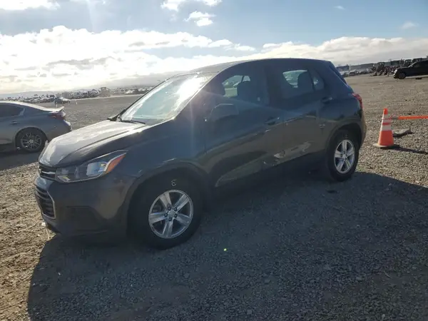 3GNCJKSB1KL258979 2019 CHEVROLET TRAX - Image 1