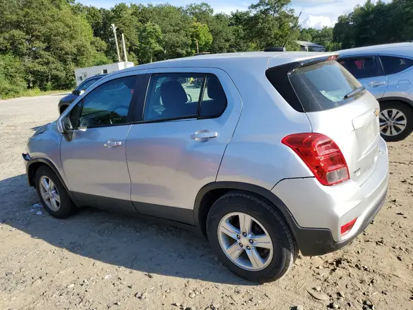 3GNCJKSB1KL259999 2019 CHEVROLET TRAX - Image 2