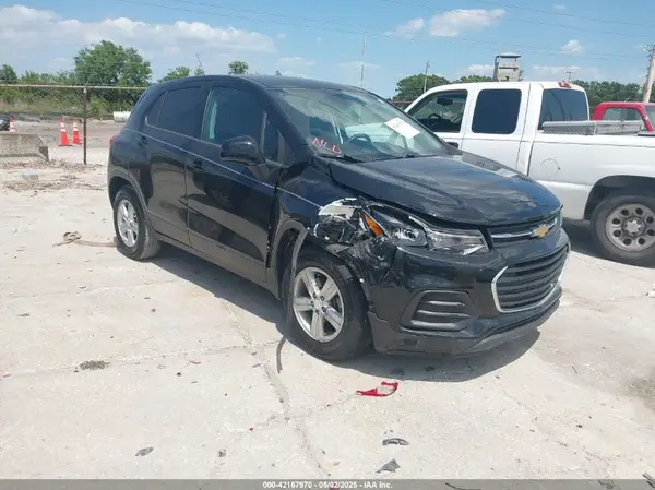 3GNCJKSB1KL274552 2019 CHEVROLET TRAX - Image 1