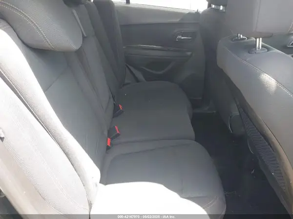3GNCJKSB1KL274552 2019 CHEVROLET TRAX - Image 8