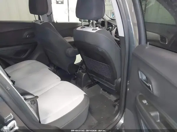 3GNCJKSB1KL314564 2019 CHEVROLET TRAX - Image 8