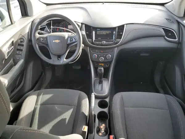 3GNCJKSB1KL335995 2019 CHEVROLET TRAX - Image 8
