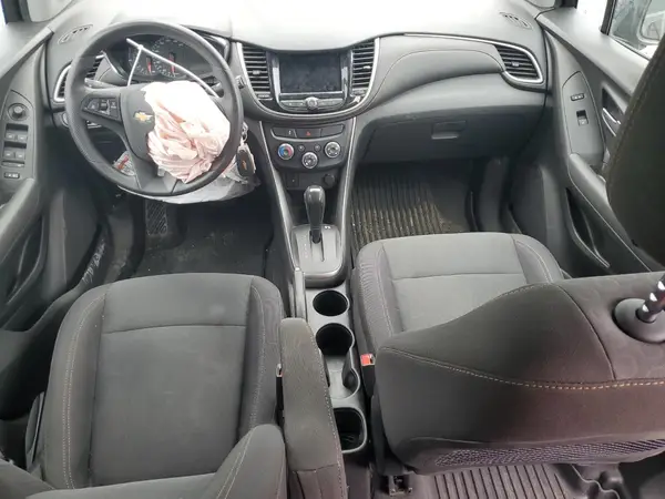 3GNCJKSB1KL340582 2019 CHEVROLET TRAX - Image 8