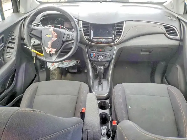 3GNCJKSB1KL362193 2019 CHEVROLET TRAX - Image 8