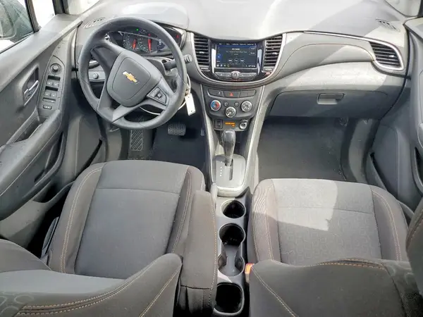 3GNCJKSB1KL373369 2019 CHEVROLET TRAX - Image 8