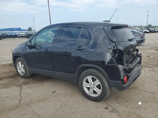 3GNCJKSB1KL378166 2019 CHEVROLET TRAX - Image 2