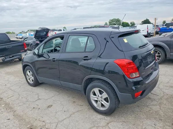 3GNCJKSB1KL381567 2019 CHEVROLET TRAX - Image 2