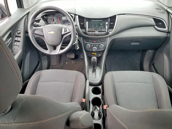 3GNCJKSB1KL381567 2019 CHEVROLET TRAX - Image 8