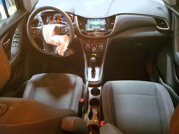 3GNCJKSB1KL384839 2019 CHEVROLET TRAX - Image 8
