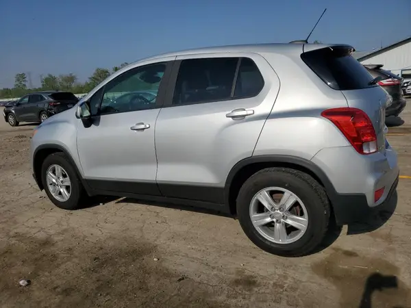 3GNCJKSB1KL405351 2019 CHEVROLET TRAX - Image 2